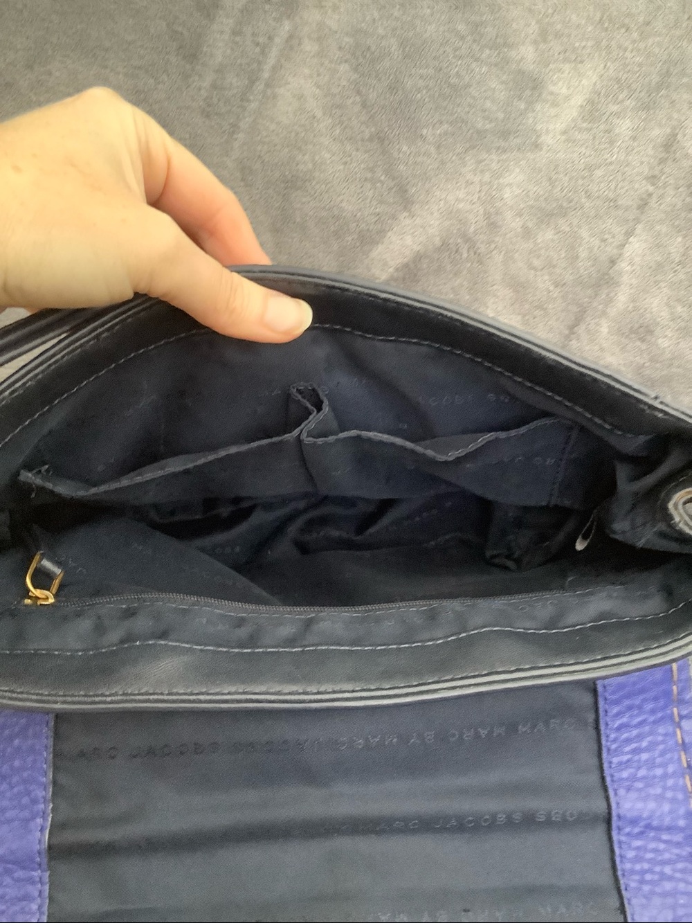 Marc by Marc Jacobs blue and cream colorblock purse - Picture 12 of 12